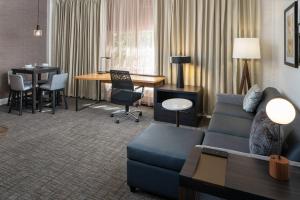 Posezení v ubytování Sonesta ES Suites New Orleans Convention Center