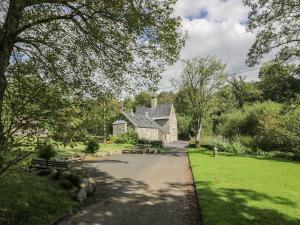 Zahrada ubytování Cloncaird Castle Estate Cottages
