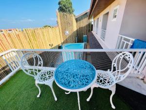 Balkón nebo terasa v ubytování The leaf&pool kohlarn เดอะลีฟ&พลู ที่พักเกาะล้าน