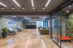 Χώρος καθιστικού στο Bristol Hotel and Spa Bakuriani
