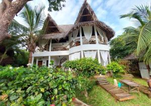 Gallery image of Marine Holiday House in Malindi
