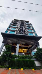 Gedung tempat hotel berlokasi