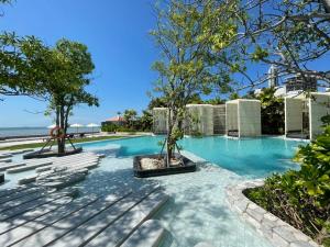 The swimming pool at or close to Residence By Hello Pattaya At Veranda
