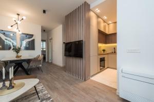 Kuchyň nebo kuchyňský kout v ubytování Green Sky Luxury Penthouse Apartment