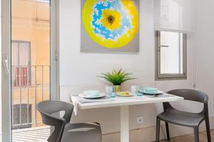 Imagem da galeria de Kronos on the Beach suite 1 em Barcelona