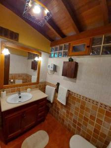 Phòng tắm tại El Rincon del Nublo
