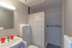 Koupelna v ubytování Maison Berton
