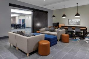 תמונה מהגלריה של Hyatt House The Woodlands-Shenandoah בShenandoah