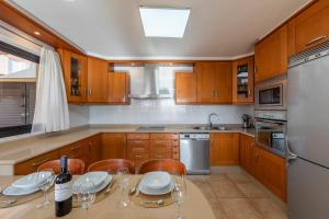 Kuchnia lub aneks kuchenny w obiekcie MEDANO4YOU Carmen's Beach House