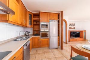 Kuchnia lub aneks kuchenny w obiekcie MEDANO4YOU Carmen's Beach House