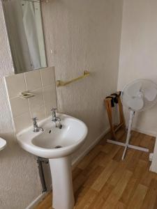 Ένα μπάνιο στο Altavia Hotel +32 φωτογραφίες