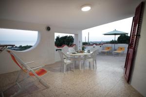 A balcony or terrace at Villa Laura Salento