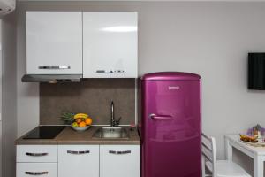 Kuchyňa alebo kuchynka v ubytovaní Apartments Villa Mirjana