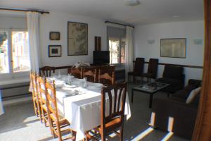 Χώρος καθιστικού στο Agi Gaviota Villa