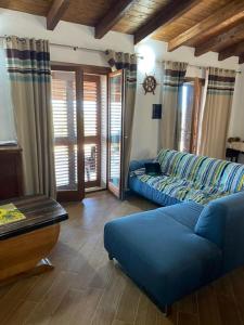 Posezení v ubytování Villa in Sardinia Isola Rossa minutes from beaches