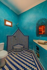 Kylpyhuone majoituspaikassa Kasbah Hotel Ziz Palace Rissani