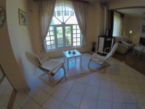 Posedenie v ubytovaní Holiday house in Ljubač with sea view, terrace, air conditioning, Wi-Fi (4851-1)