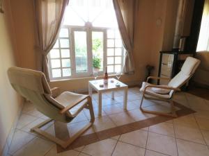 Posedenie v ubytovaní Holiday house in Ljubač with sea view, terrace, air conditioning, Wi-Fi (4851-1)
