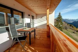 Nespecifikovaný výhled na hory nebo výhled na hory při pohledu z apartmánu