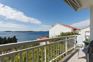 Afbeelding uit fotogalerij van Panoramic Apartments in Hvar