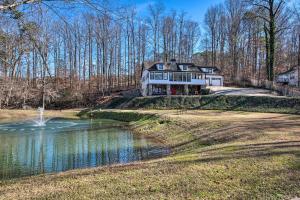 Modern Marietta Home 18 Mi to Dtwn Atlanta!