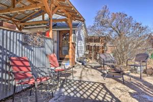 Gallery image of Cozy and Vintage Cedar City Apartment with Fire Pit! in Cedar City