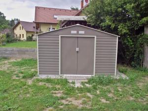 Hoone, kus puhkemaja asub