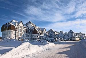 Apt in the Sky - Kopaonik Kraljevi Čardaci talvella