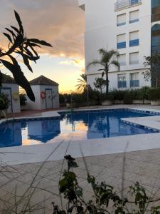 Bazén v ubytování Marina Apartment Beach nebo v jeho okolí