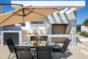 Balkón nebo terasa v ubytování Luxury villa Mia