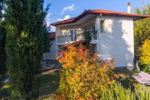 Ogród w obiekcie Woods cottage Loutra Pozar Aridaia