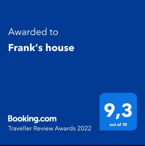 坎昆的住宿－Franks house "Shared House"，给欺诈者发短信的电话的屏幕