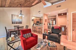 Sunny Sapphire Townhome with Resort Amenities!