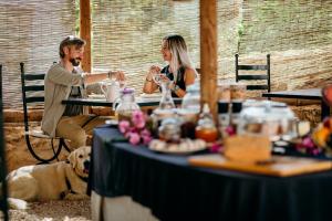Goście zatrzymujący się w obiekcie Agroturismo Can Guillem