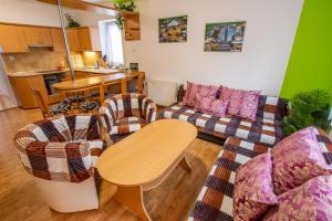 Kuchyňa alebo kuchynka v ubytovaní Apartment Blehovi