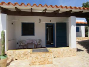 Imagen de la galería de VIVIENDAS TURISTICAS CAN MARIANO BARBER - ES CALÓ - FORMENTERA, en Es Caló