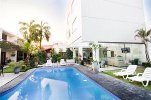 Bazén v ubytování Hotel Sirari By Regina nebo v jeho okolí