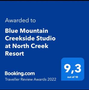 Ett certifikat, pris eller annat dokument som visas upp på Blue Mountain Creekside Studio at North Creek Resort