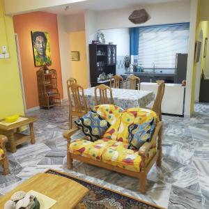 Posezení v ubytování Relaxing Retreats at Cocobay Apartments