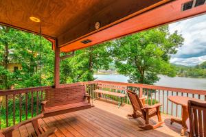 Fotografie z fotogalerie ubytování Armstrong House & Apartment v destinaci Lake Junaluska