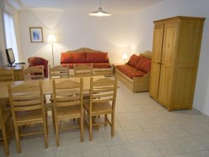 Istumisnurk majutusasutuses Appartement Brides-les-Bains, 2 pièces, 6 personnes - FR-1-512-153