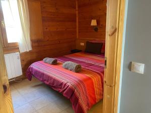 Postel nebo postele na pokoji v ubytování Acogedora Buardilla duplex 6 pax