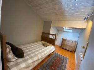Postel nebo postele na pokoji v ubytování Acogedora Buardilla duplex 6 pax