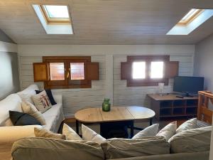 Posezení v ubytování Acogedora Buardilla duplex 6 pax