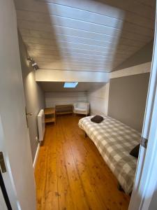 Postel nebo postele na pokoji v ubytování Acogedora Buardilla duplex 6 pax