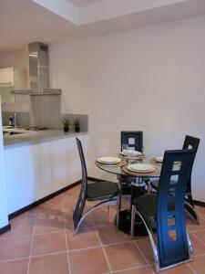 Kuchyňa alebo kuchynka v ubytovaní El Casar Apartments