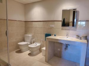 Kúpeľňa v ubytovaní El Casar Apartments