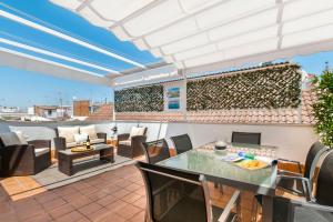 Gallery image of Genteel Home Arfe Terrace in Seville