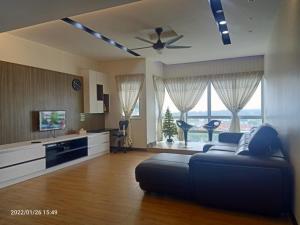 TV a/nebo společenská místnost v ubytování Sekinchan Paddy via Seaview Home 高楼 看海 稻田 民宿