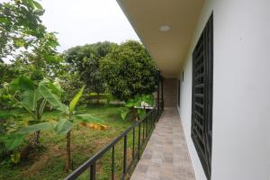 Aed väljaspool majutusasutust Cabaña guamal meta